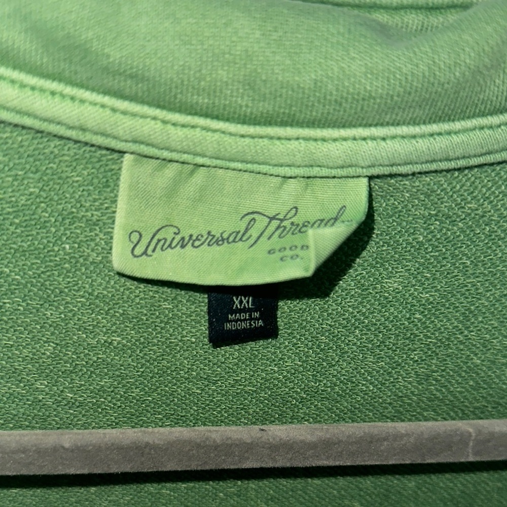 Green V-Neck Women's Top - Picture 2 of 2